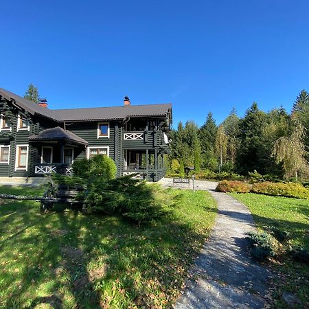 Relaxation In Guta Гута Покращене Шале Exterior photo