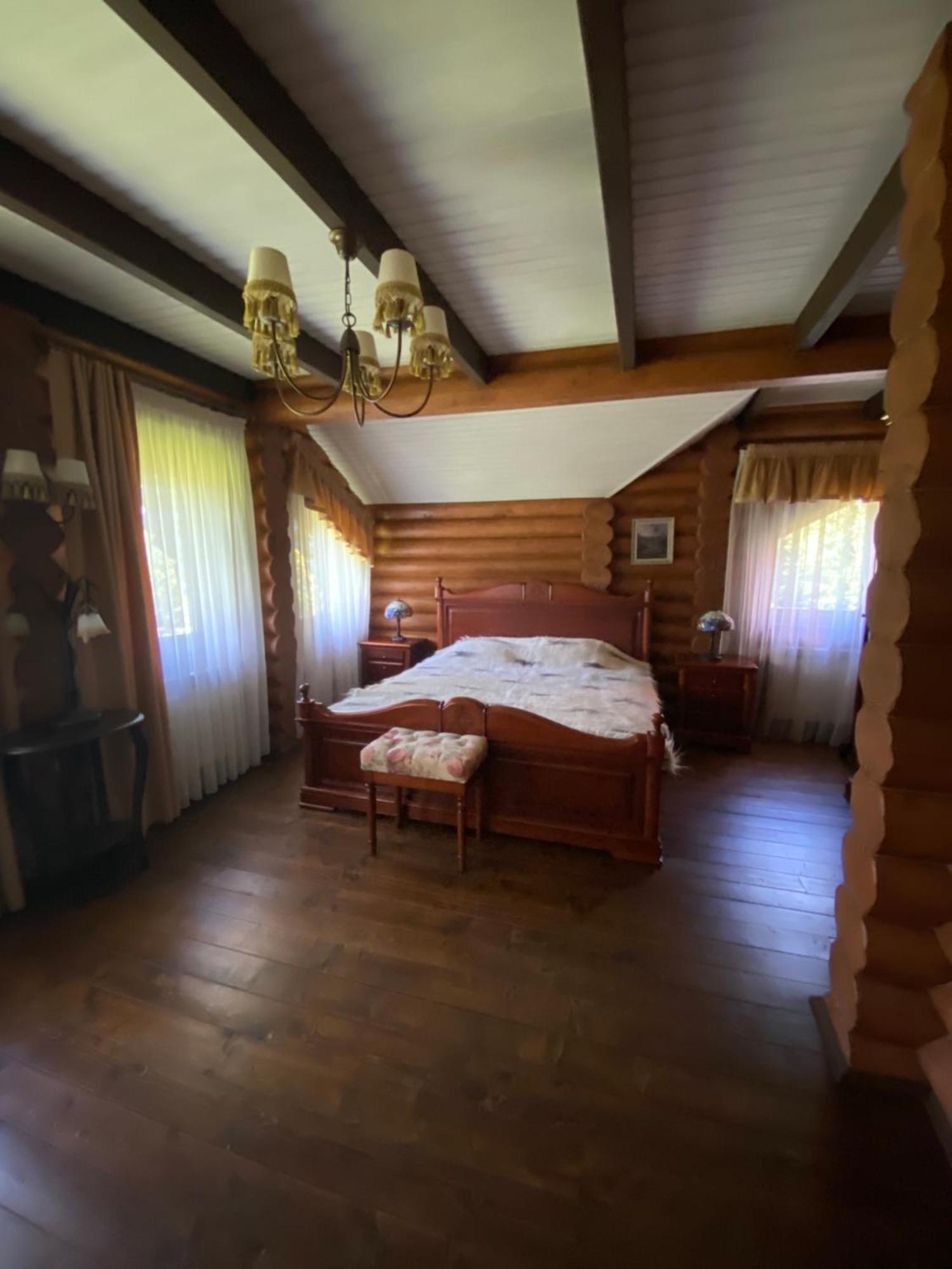 Relaxation In Guta Гута Покращене Шале Exterior photo