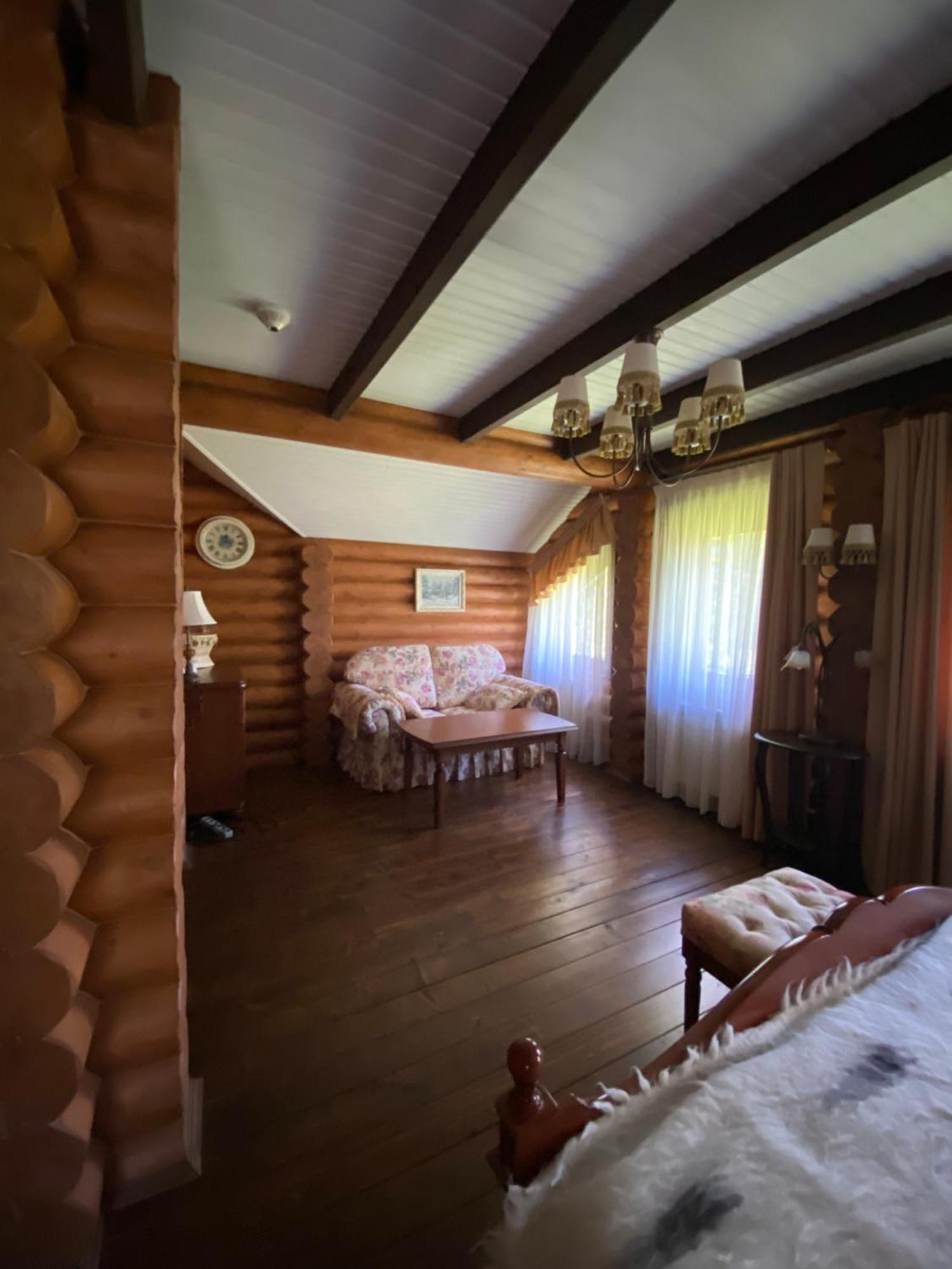 Relaxation In Guta Гута Покращене Шале Exterior photo