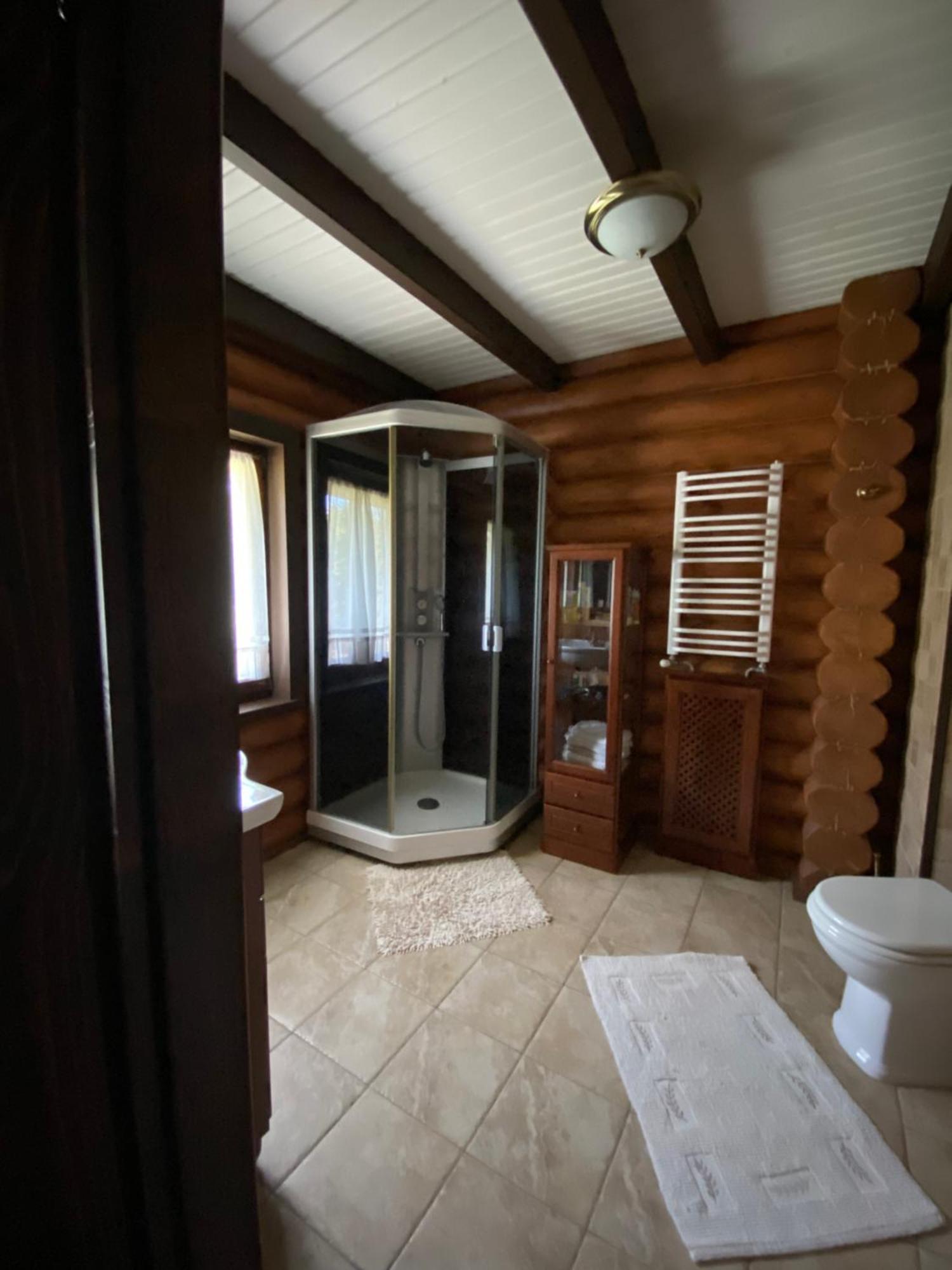 Relaxation In Guta Гута Покращене Шале Exterior photo