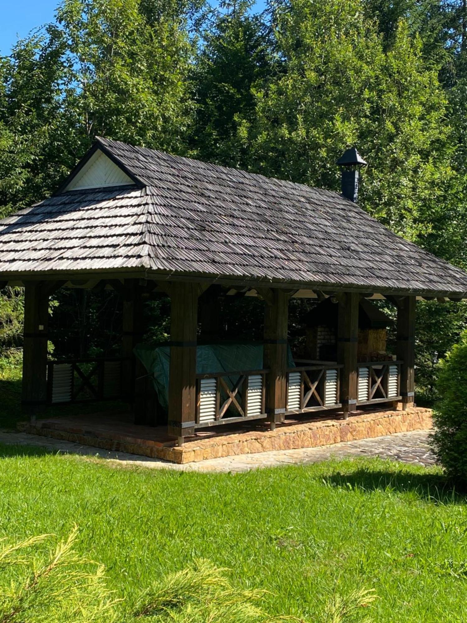Relaxation In Guta Гута Покращене Шале Exterior photo