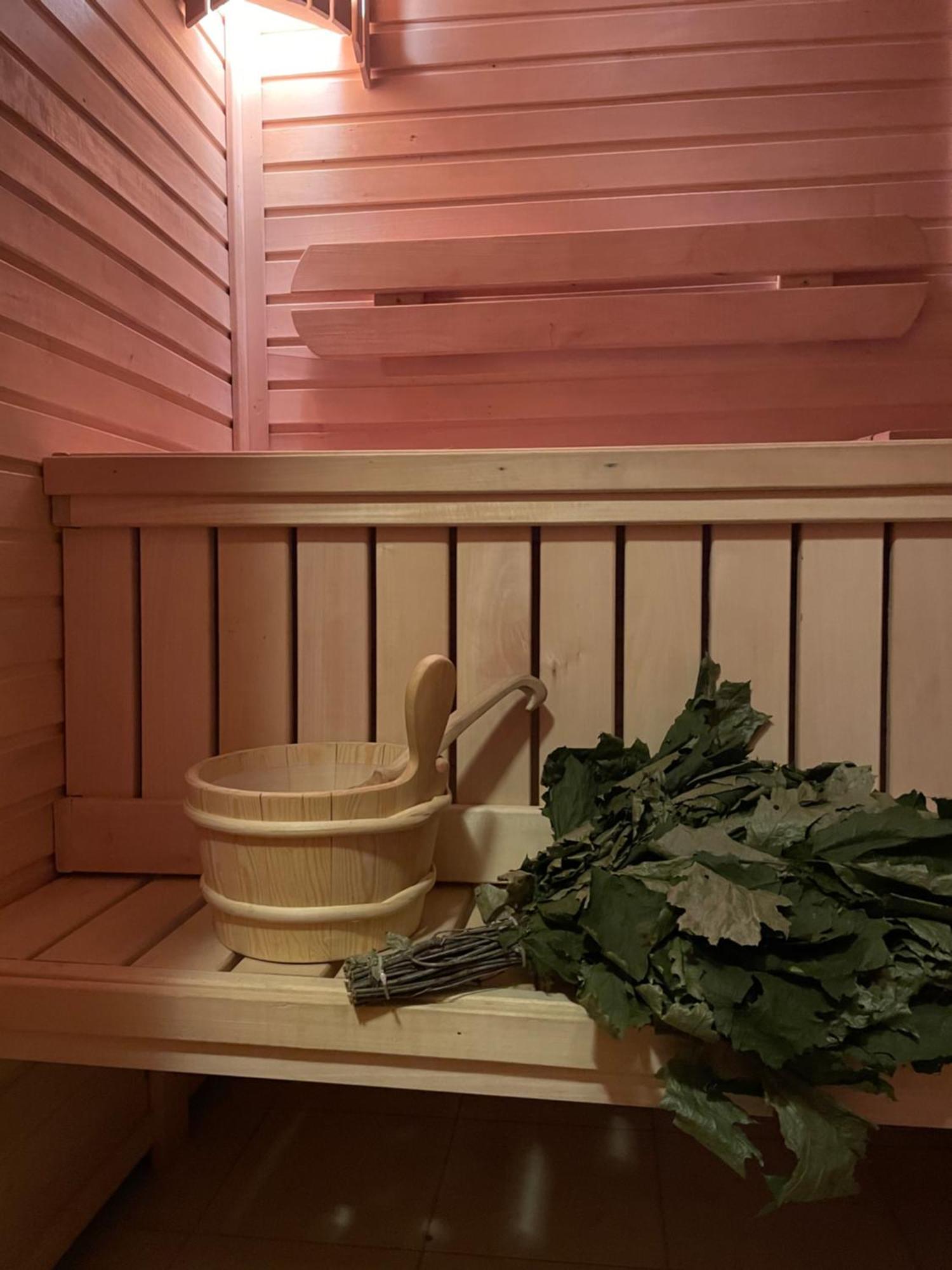 Relaxation In Guta Гута Покращене Шале Exterior photo